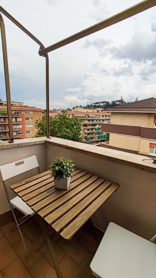 Holydom71 Apartment Рим Екстериор снимка