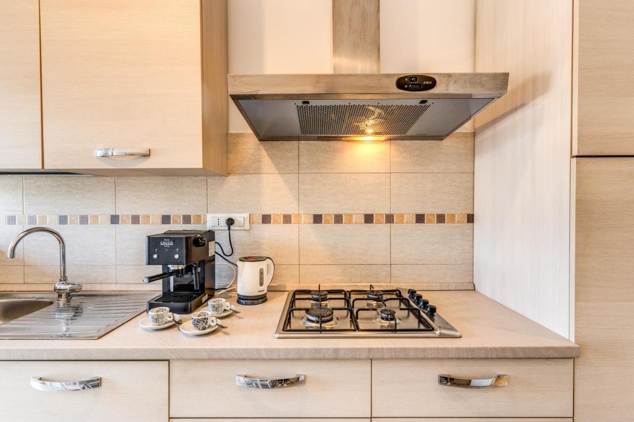 Holydom71 Apartment Рим Екстериор снимка