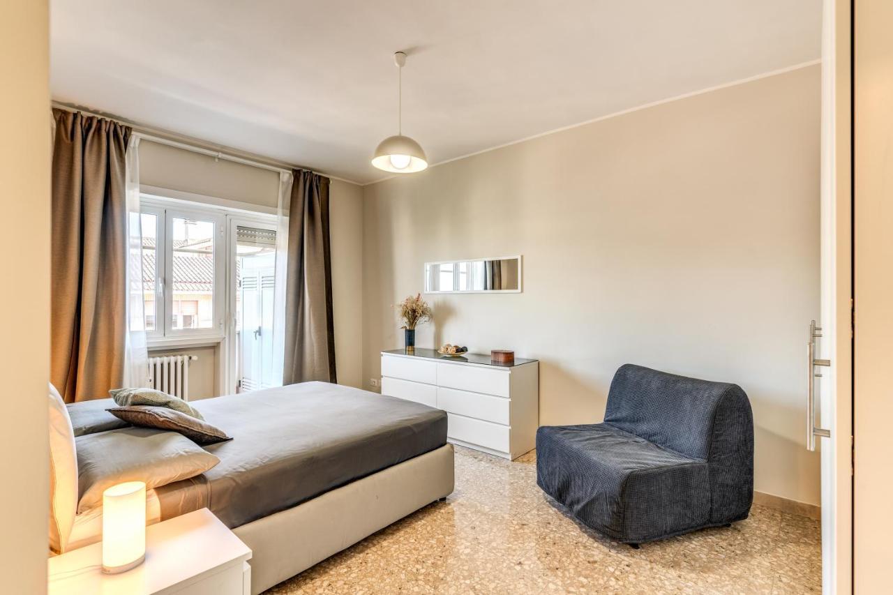 Holydom71 Apartment Рим Екстериор снимка